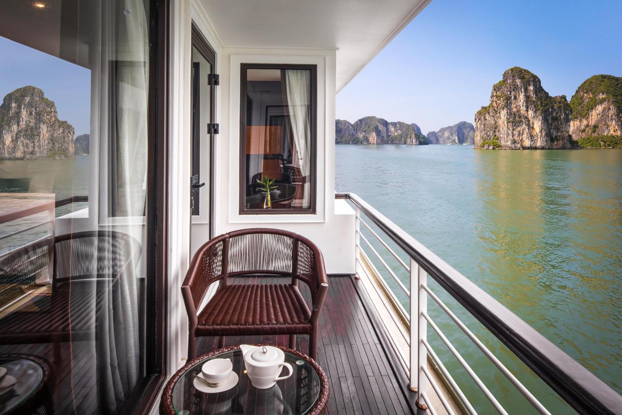Ambassador Cruise Halong Bay 