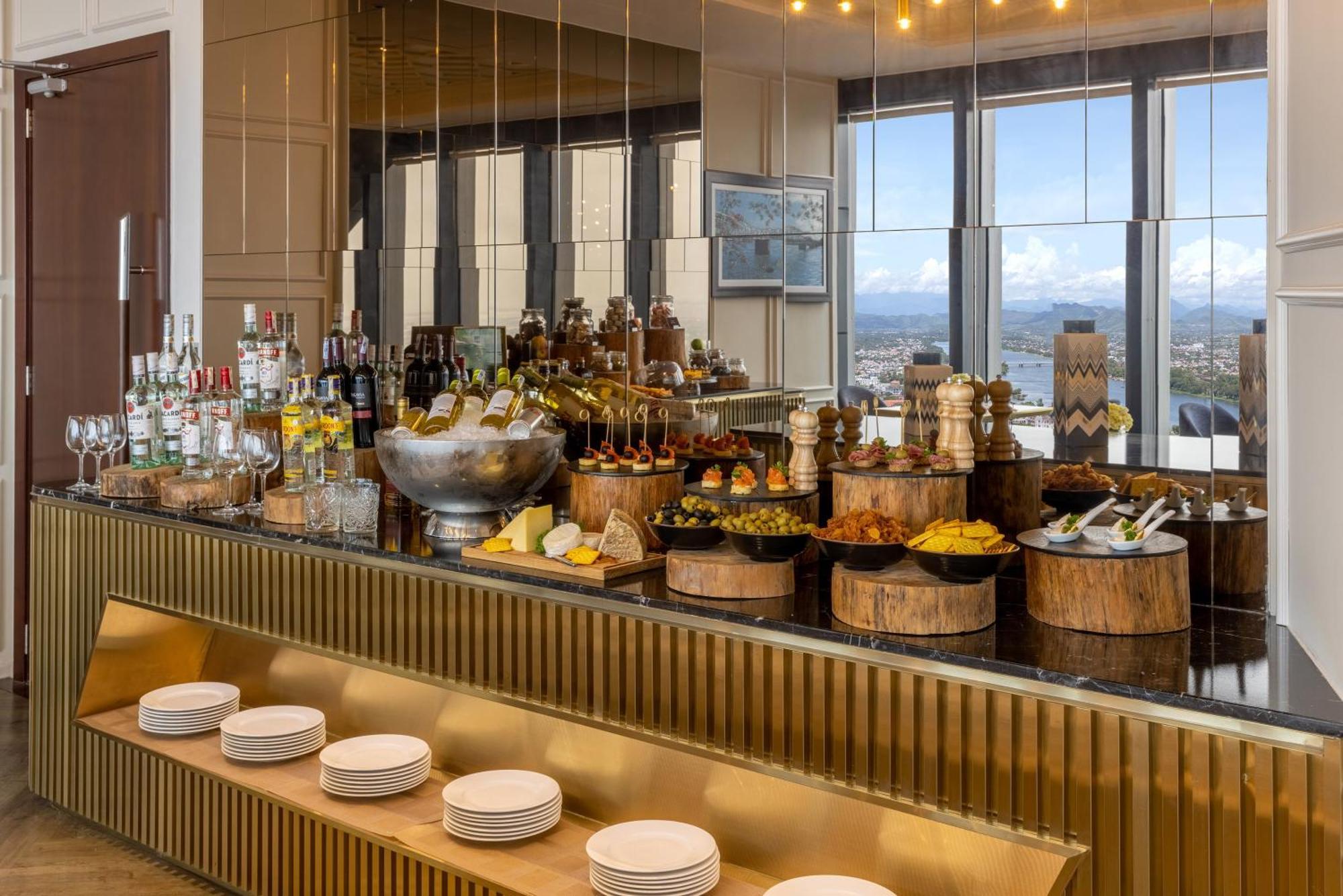 Hotel Melia Vinpearl Hue