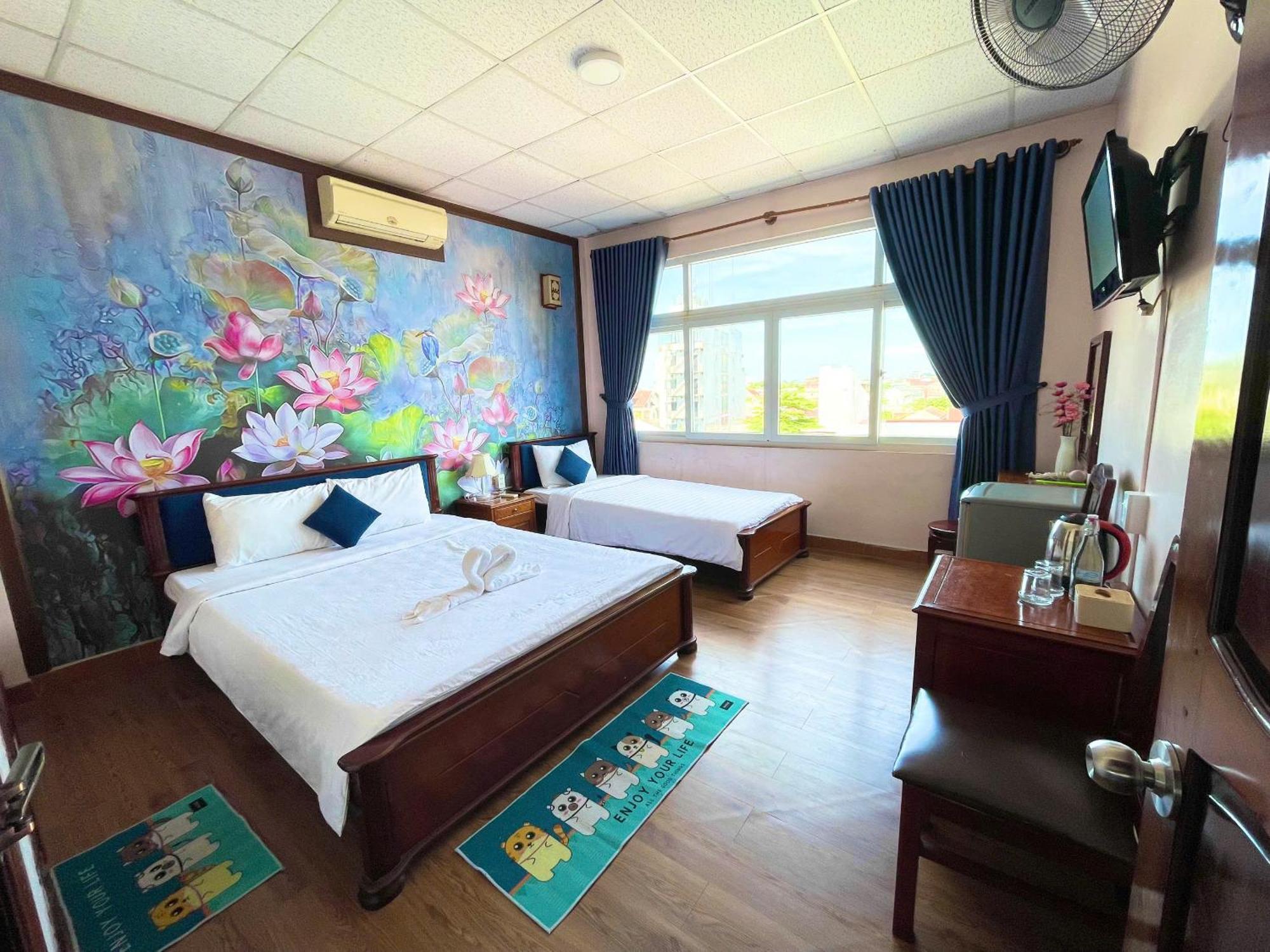 Hotel Pink Lotus