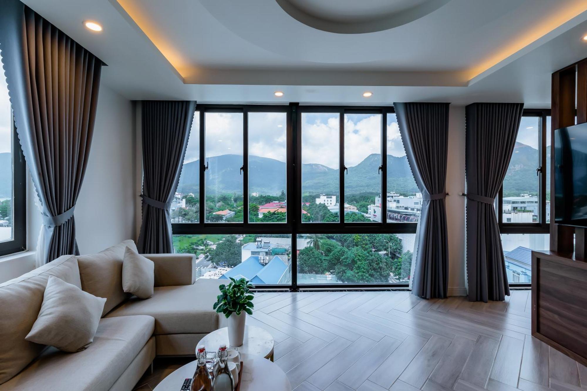 Tuấn Ninh 2 Chi Khu Co Ong