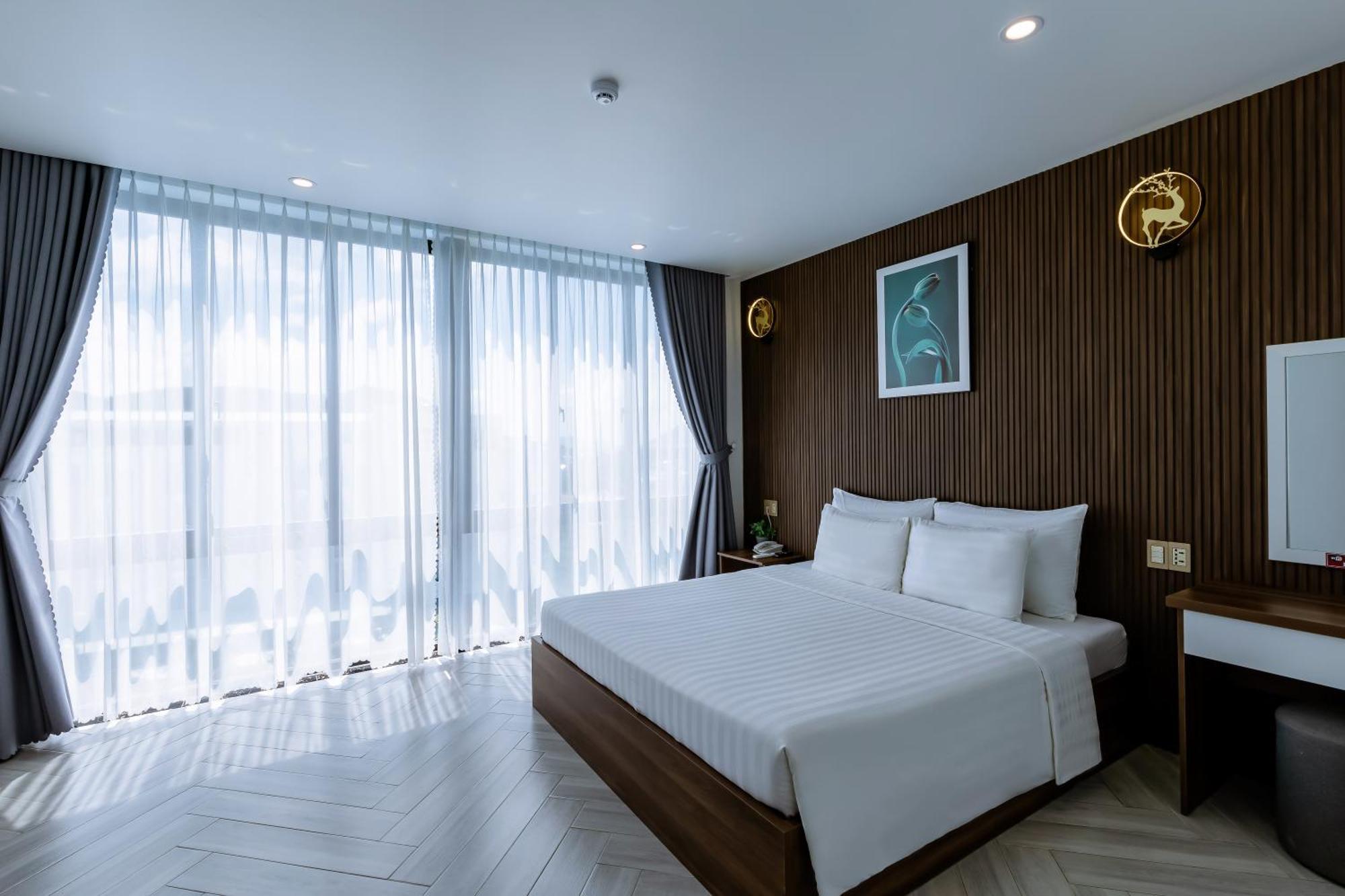 Tuấn Ninh 2 Khách sạn Chi Khu Co Ong