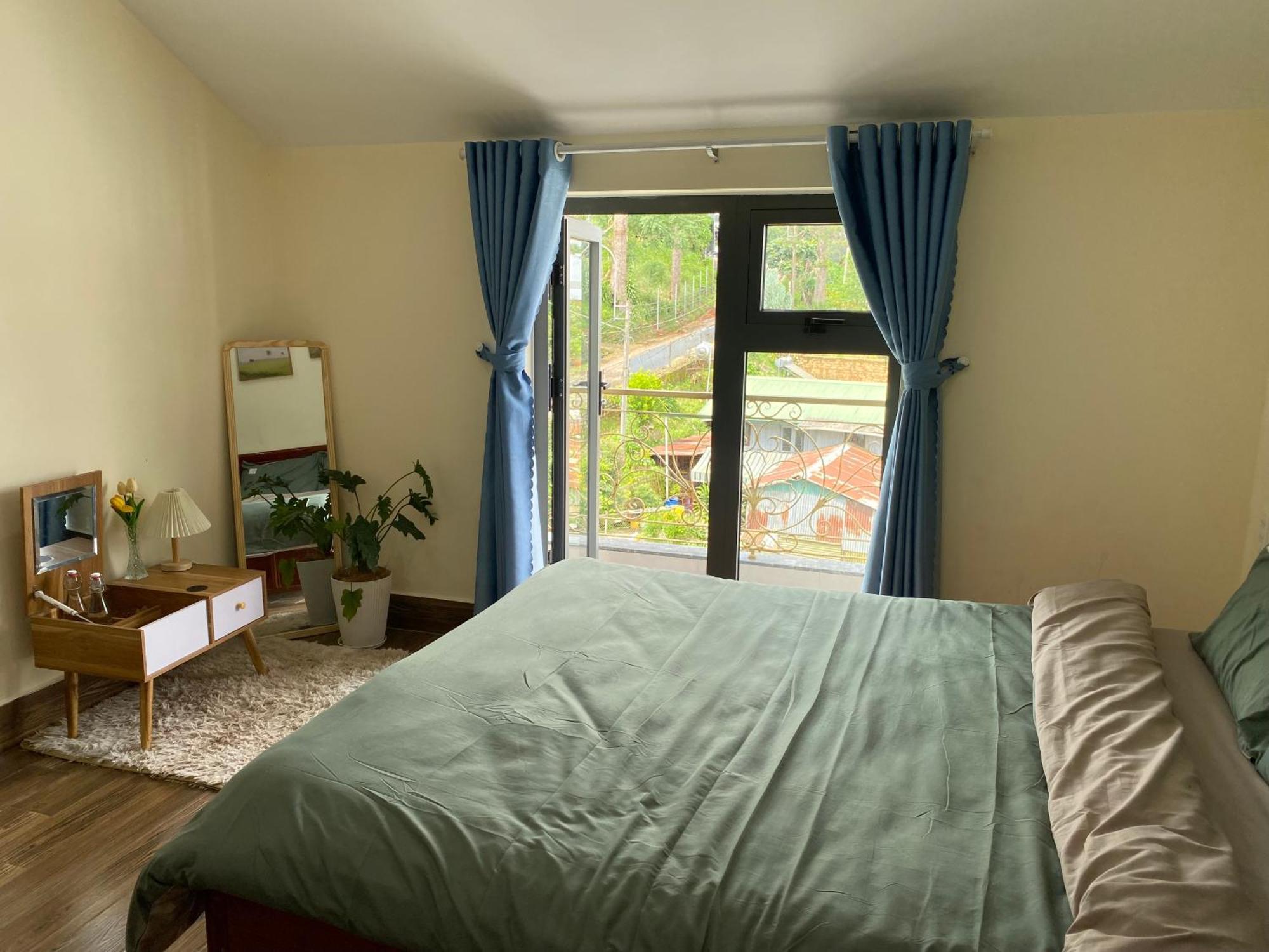 D 2 Guest house
