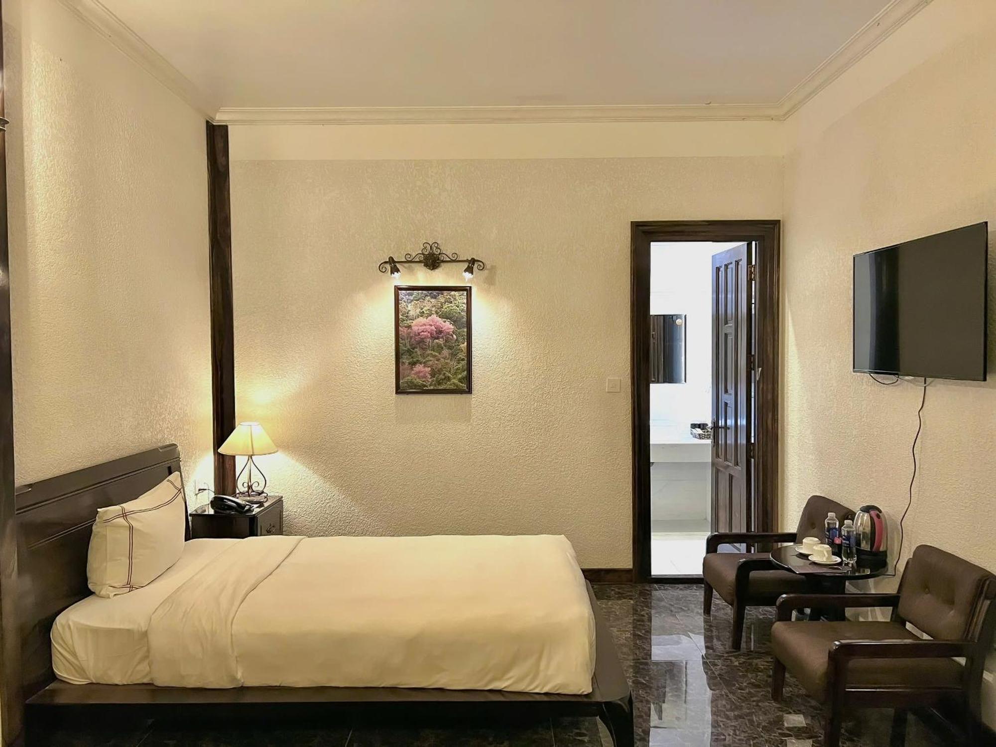Hotel The Manor 3*