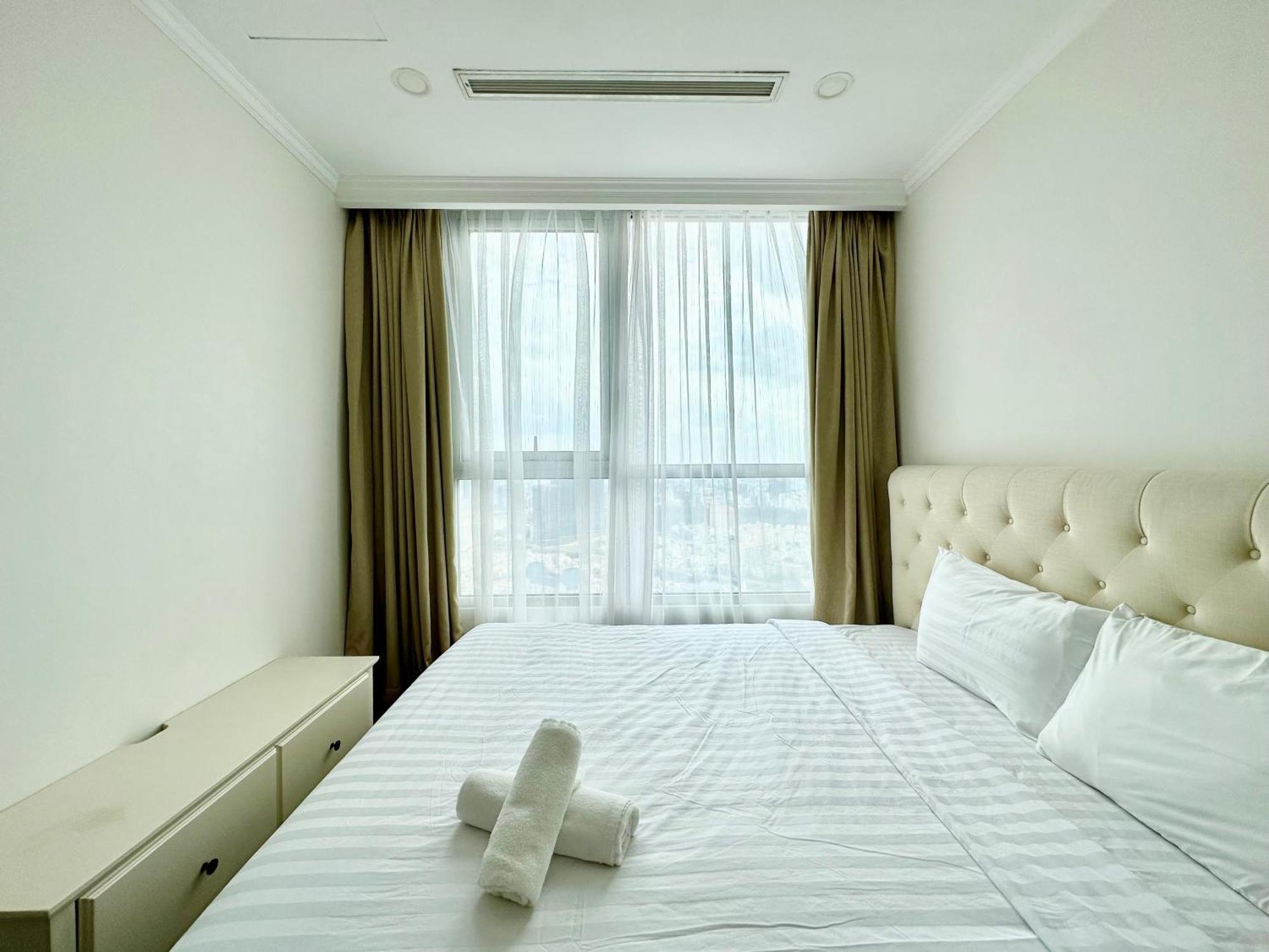 Vinhomes Park Premier * Ho Chi Minh City