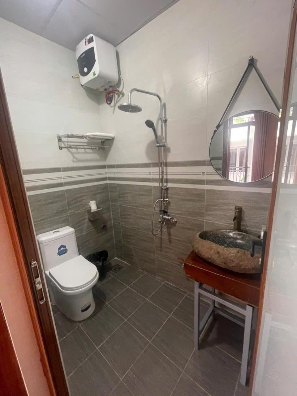 Viet Anh Homestay *