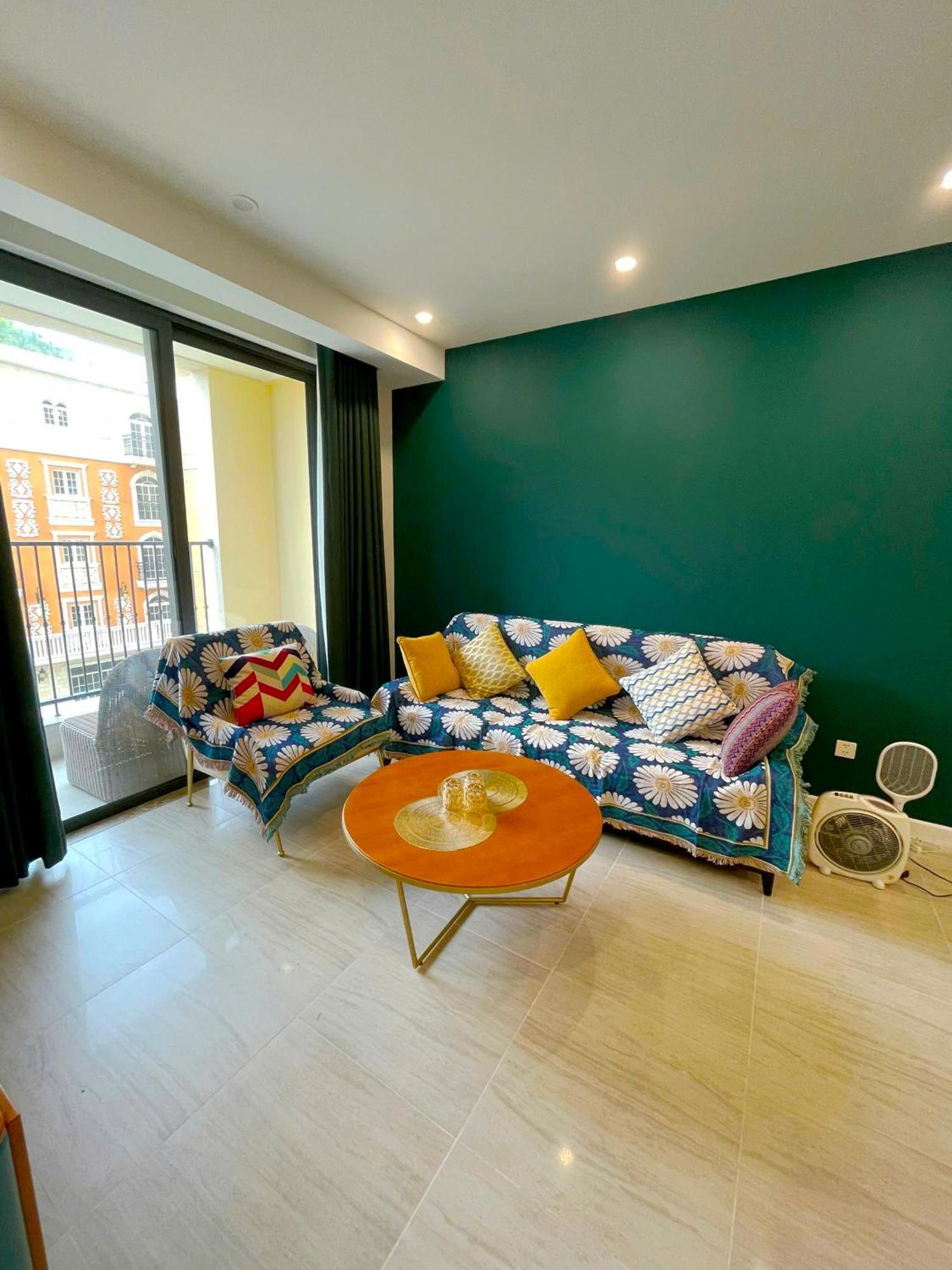 P.h.o Apartment *