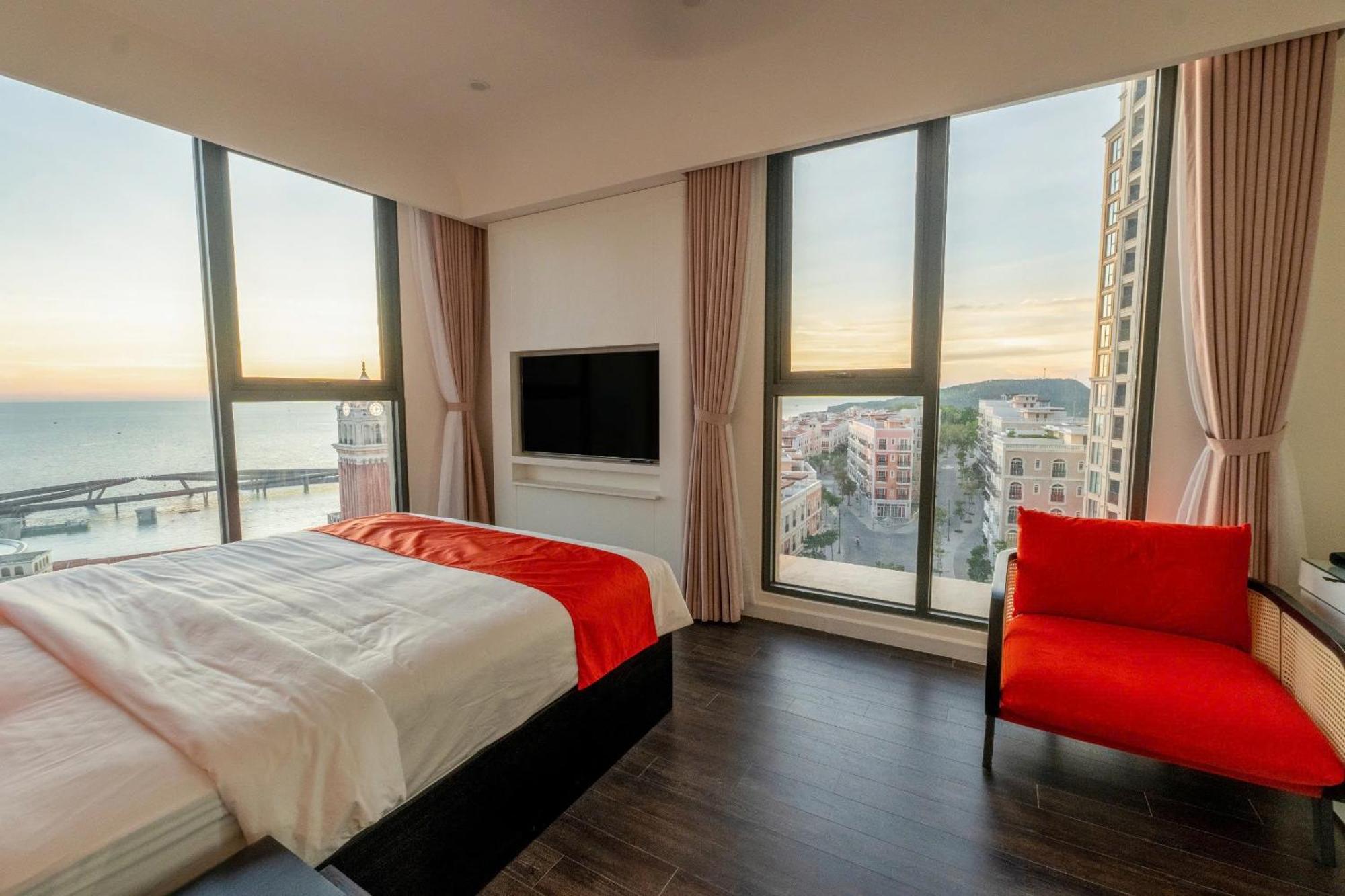 Hillside Sunset Apartment Phu Quoc