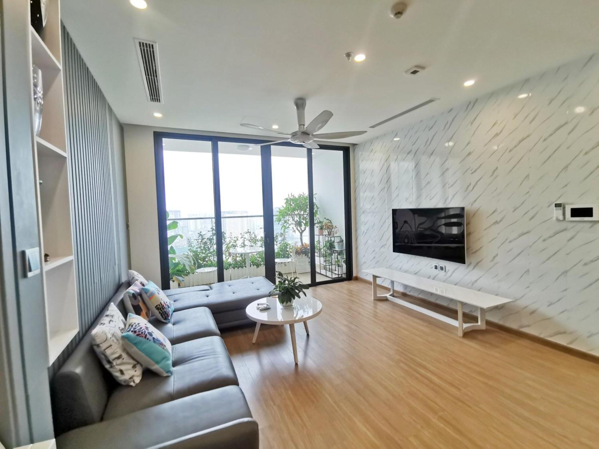 Vinhomes Skylake By Pham Hung Apartment *