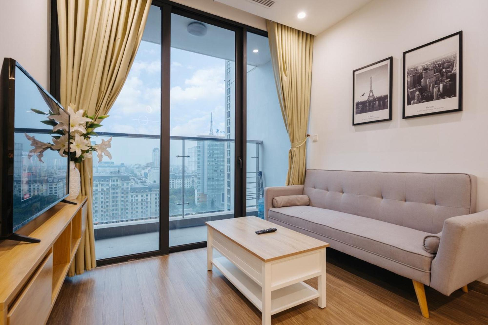 Apartment Vinhomes Skylake By Pham Hung *