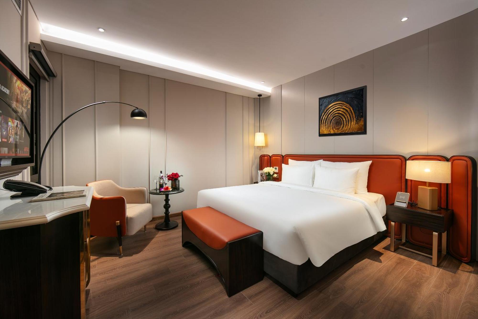 Le Premier & Rooftop Bar Khách sạn Hà Nội