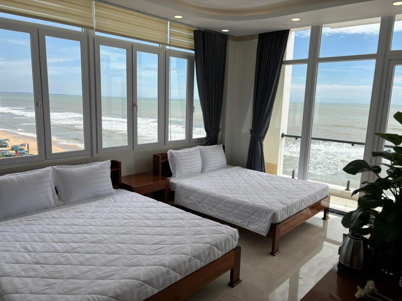 Hotel Khach San A68 Long My