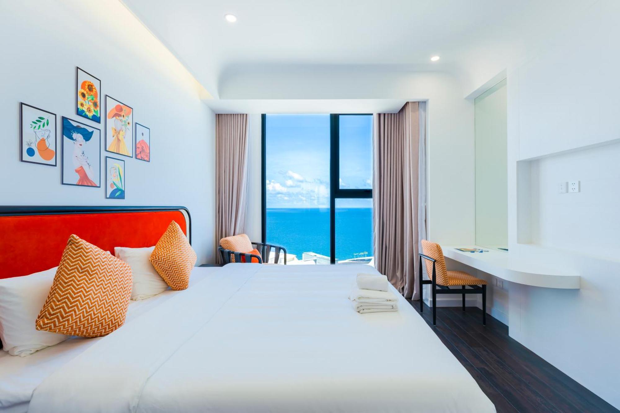 Elyday Hillside - Sea & Firework View Phú Quốc