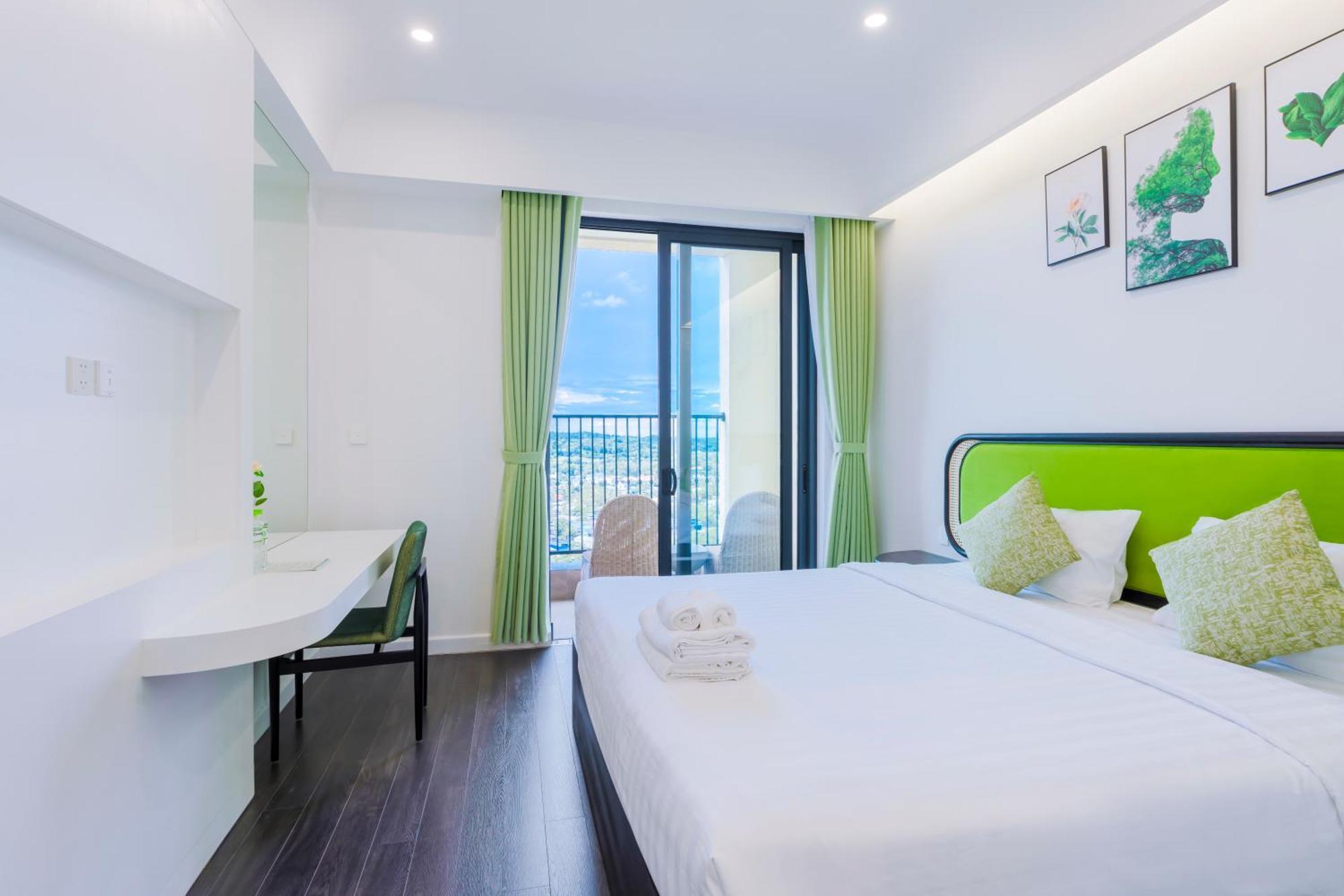 Elyday Hillside - Sea & Firework View Phú Quốc