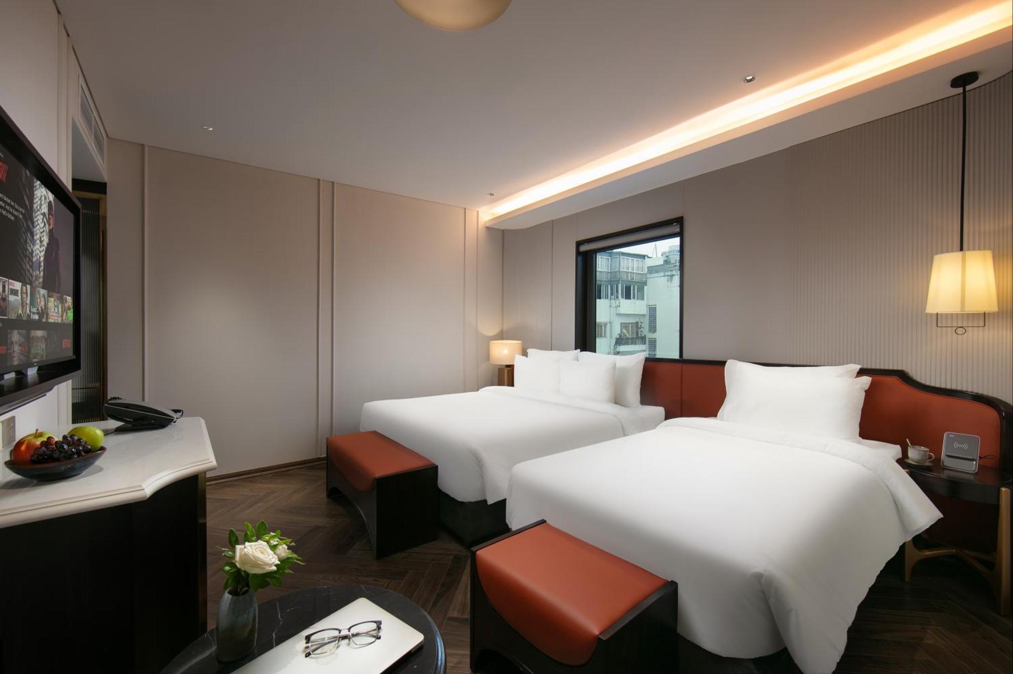 Le Premier & Rooftop Bar Hà Nội