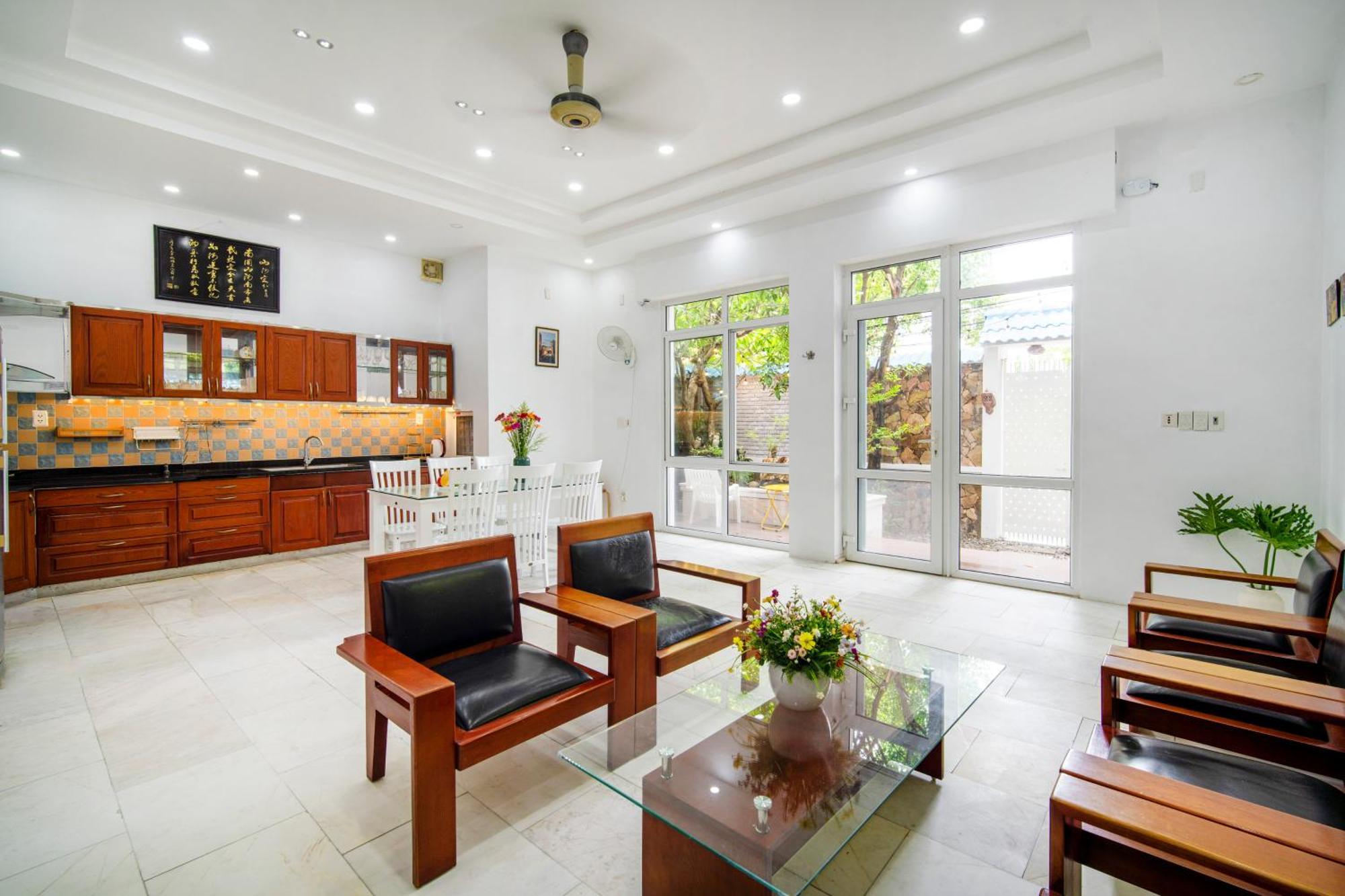Villa Benzen Boutique By The Sea Da Nang