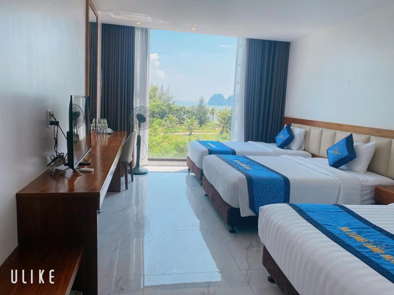 Land 3* Ha Long