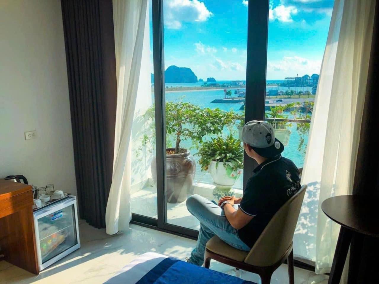 Land Hotel Ha Long