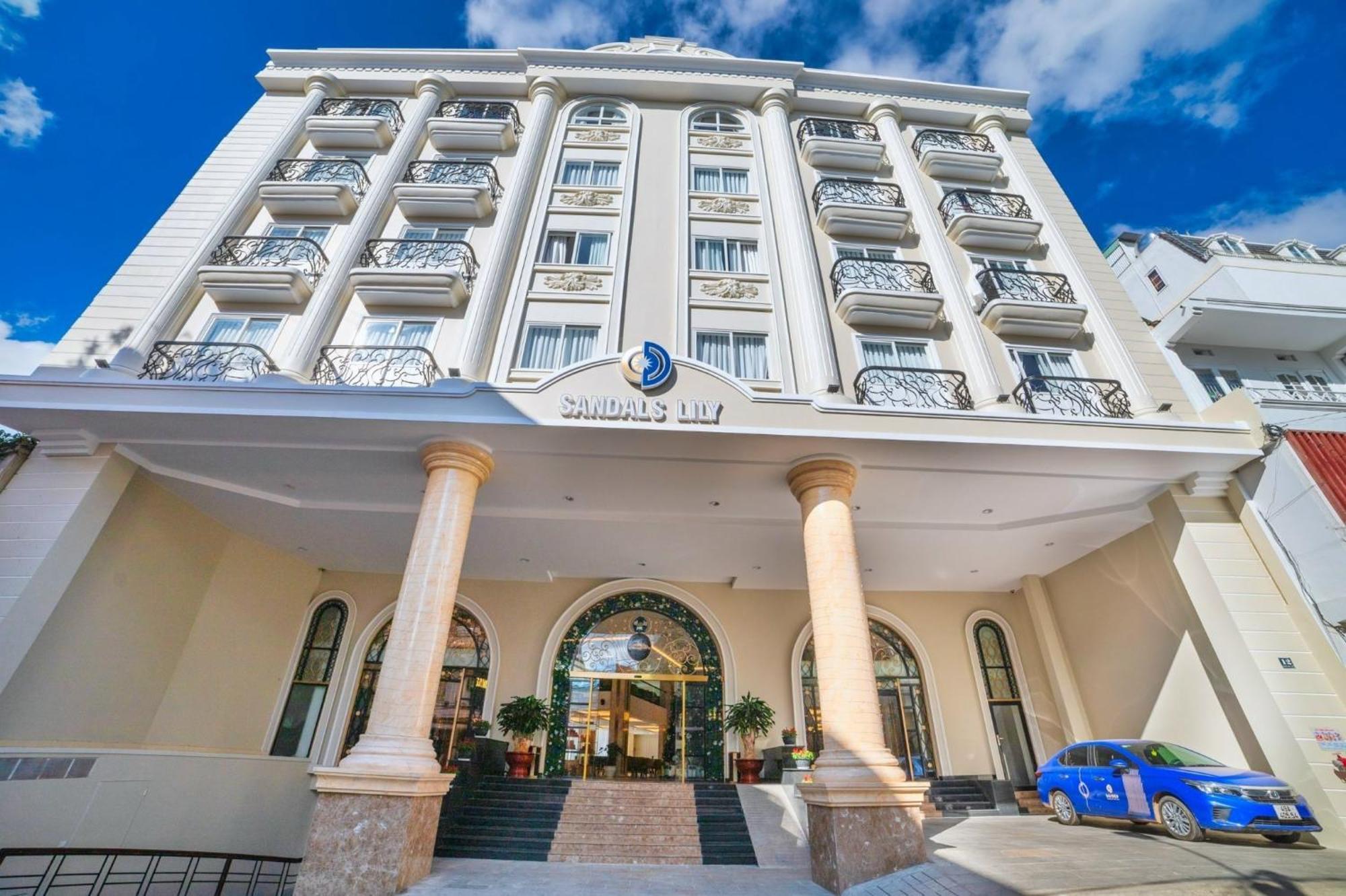 Sandals Lily Da Lat