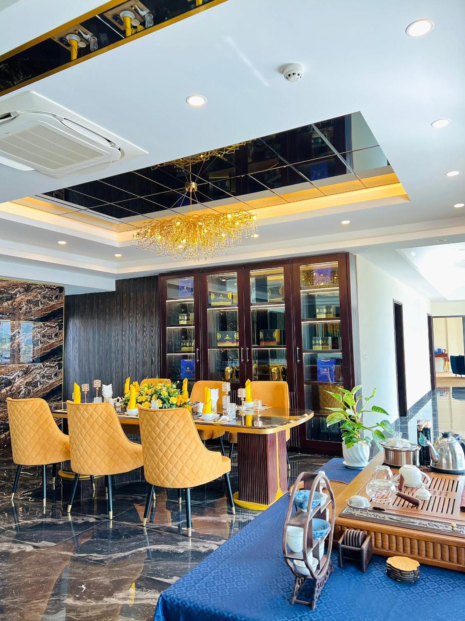 Hotel Sandals Lily 4*