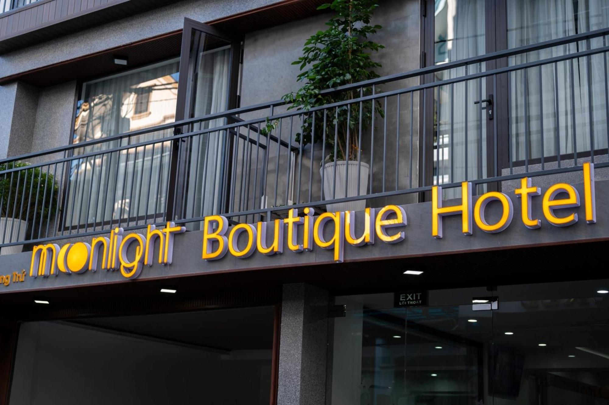 Moonlight Boutique 2*