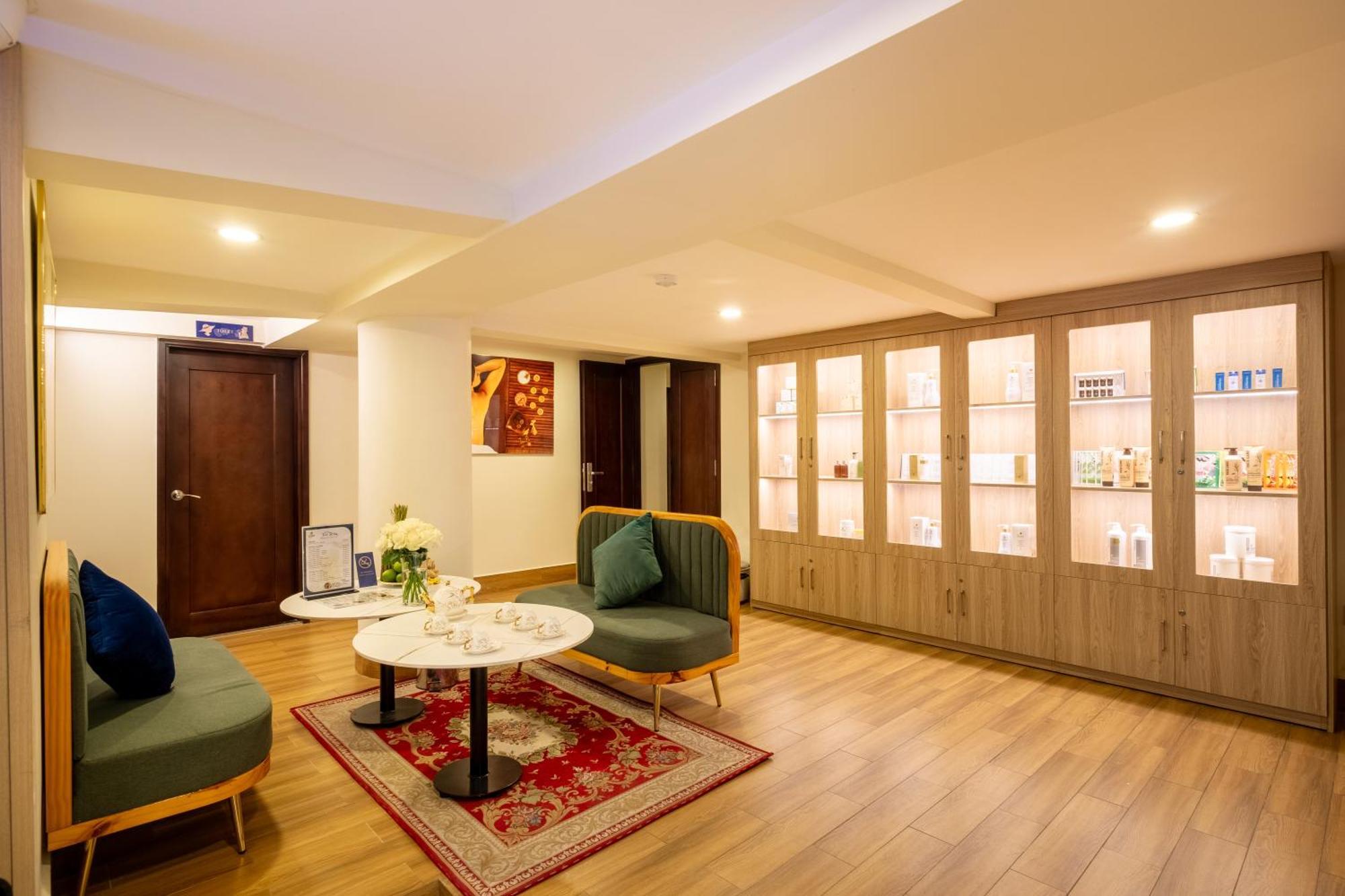 Sandals Lily 4* Đà Lạt