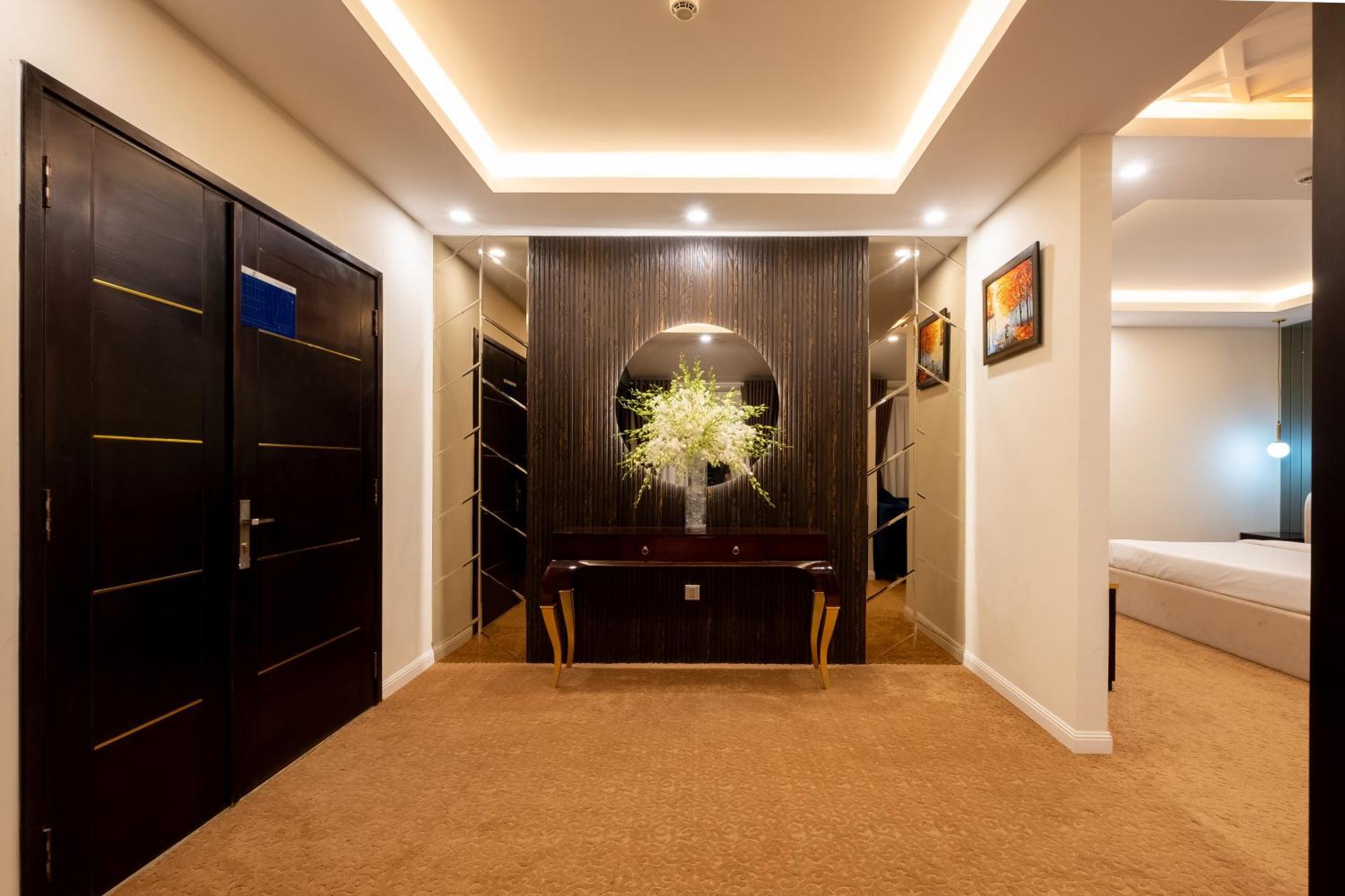 Sandals Lily Hotel Đà Lạt