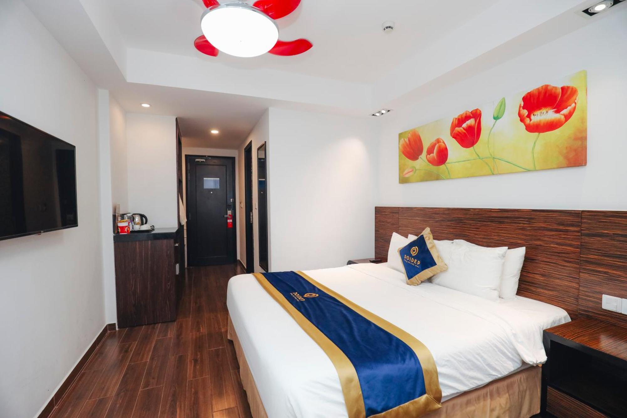 Sandals Lily Hotel