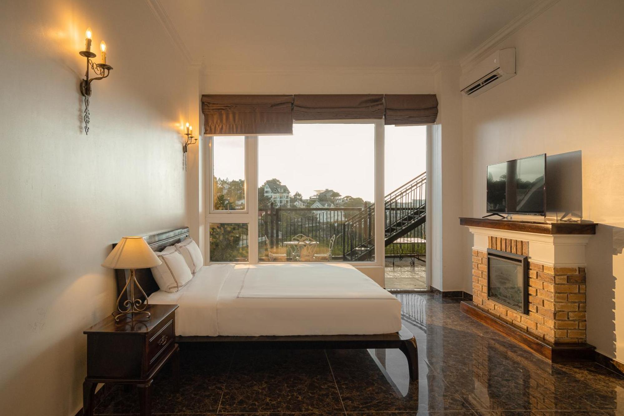 The Manor Hotel 3*