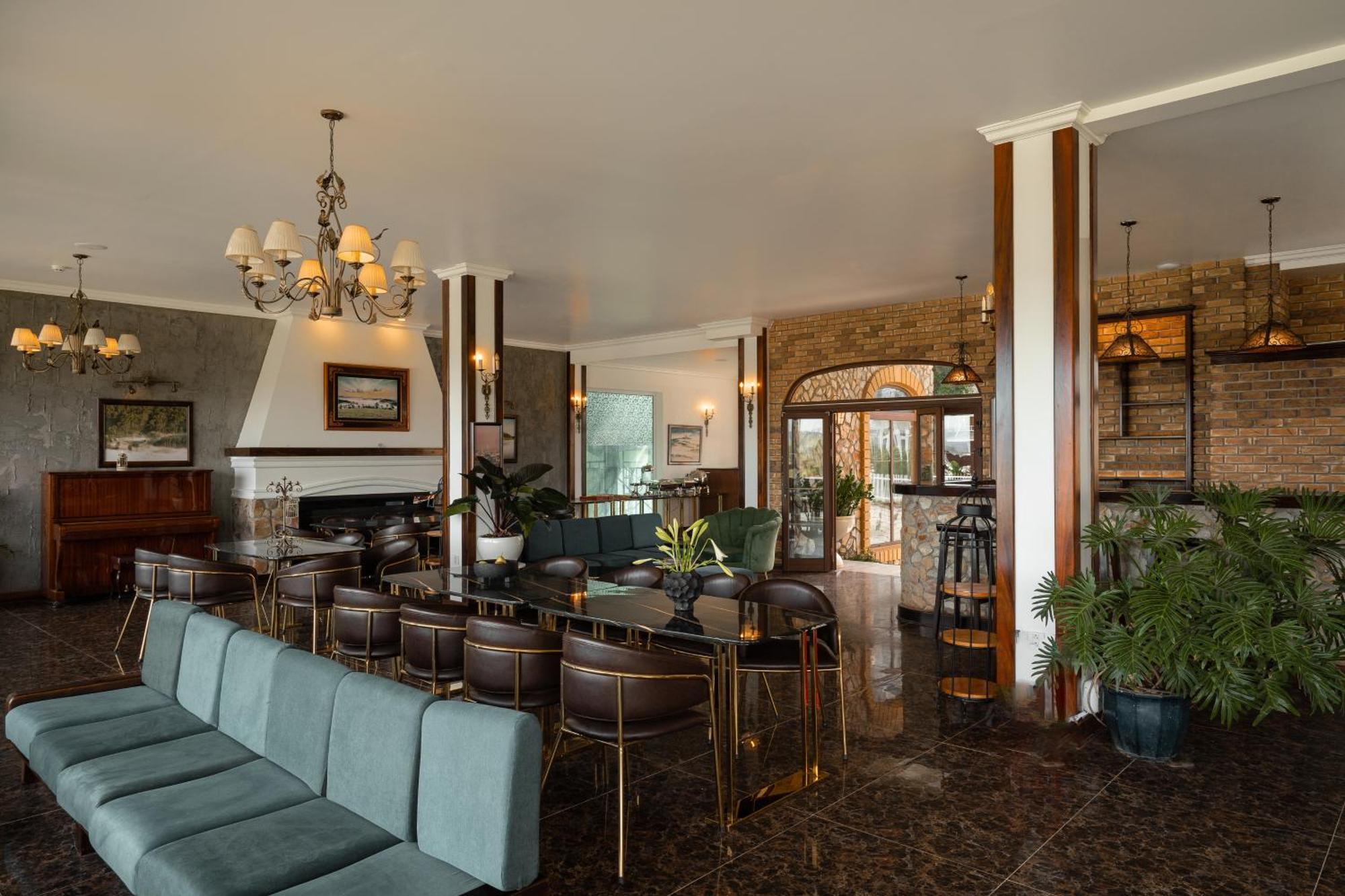 The Manor