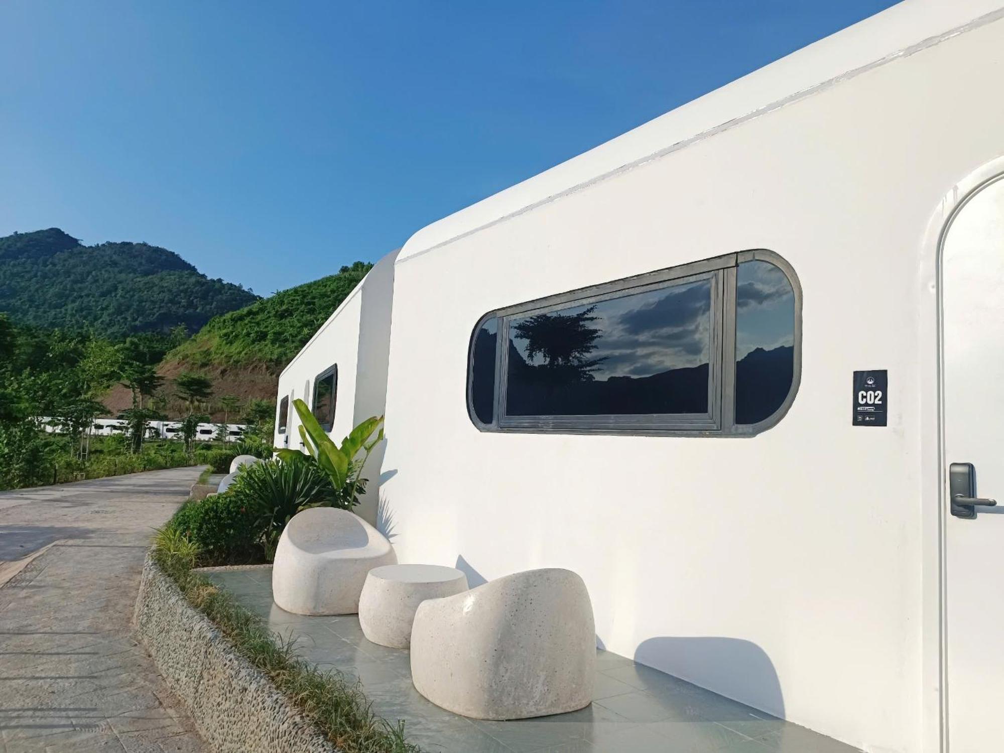 Island - The Bullet Hotel 5*