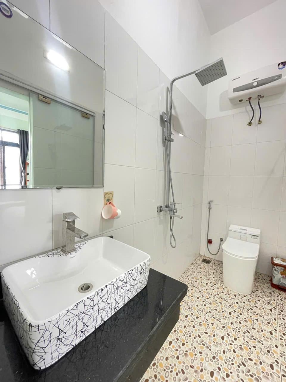 Vi Tamcoc Hotel *
