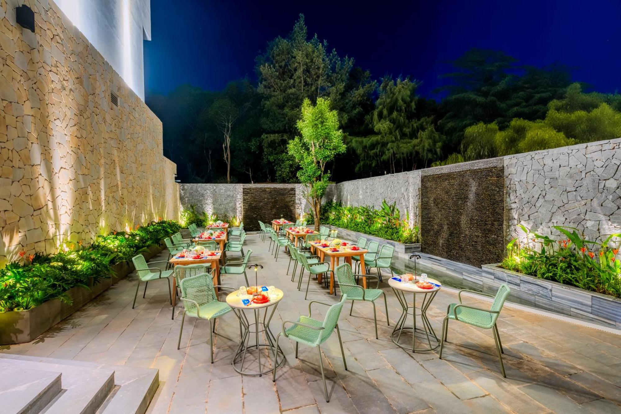Poseido Quang Binh 5* Dong Hoi