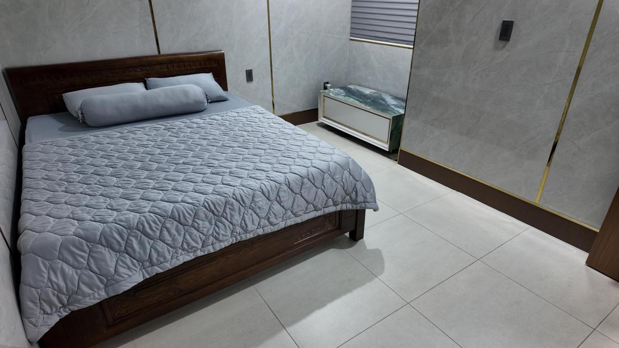 Sophia Center Chung Cu Cao Cap 2 Phong Ngu 75m2 Apartment