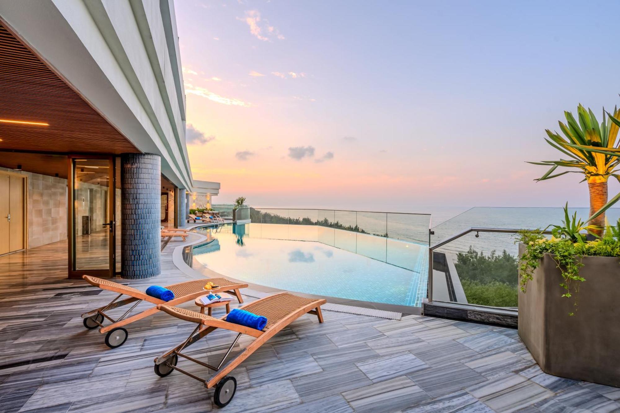 Hotel Poseido Quang Binh 5*