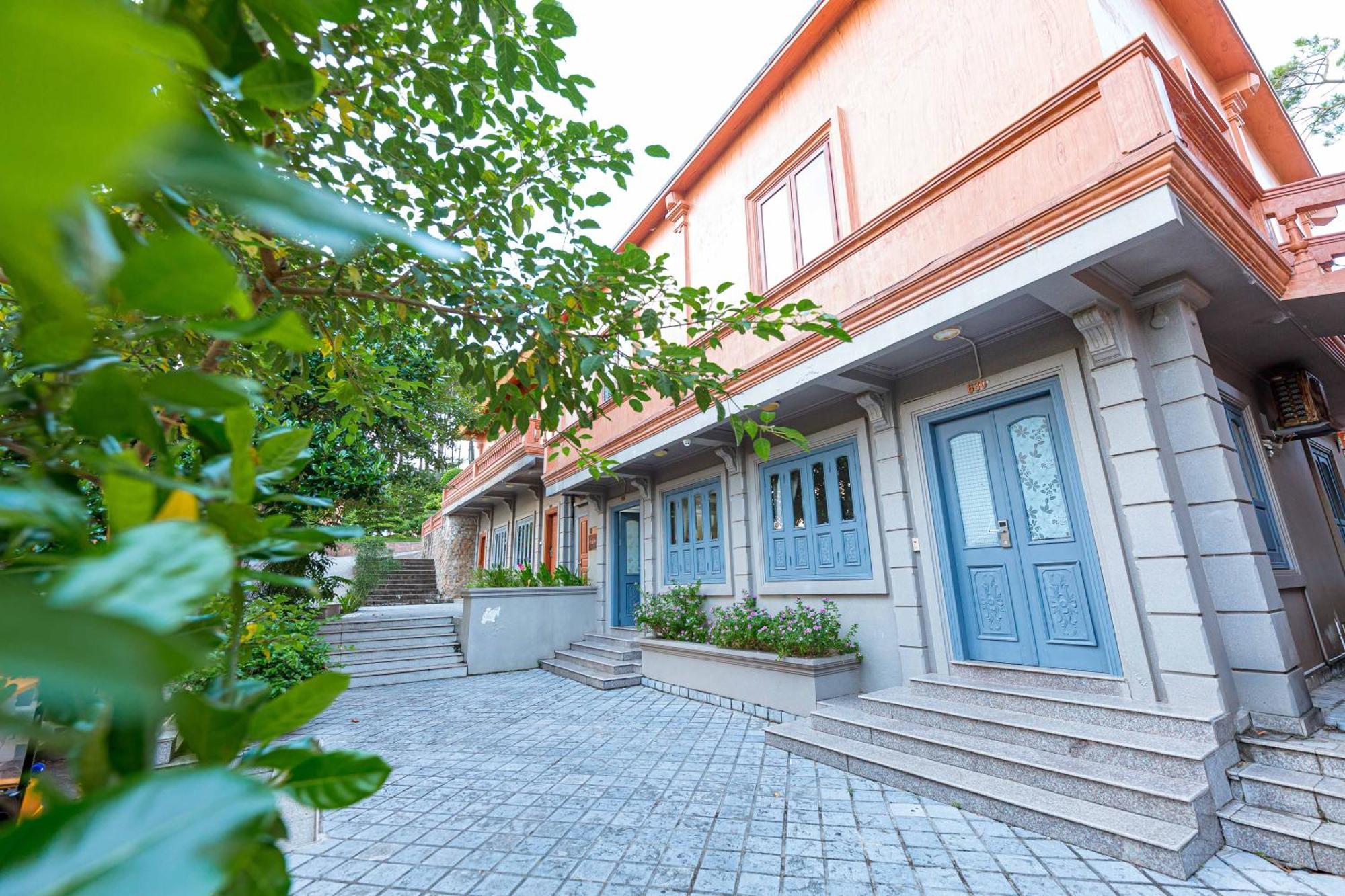 Resort Hon Dau 4*