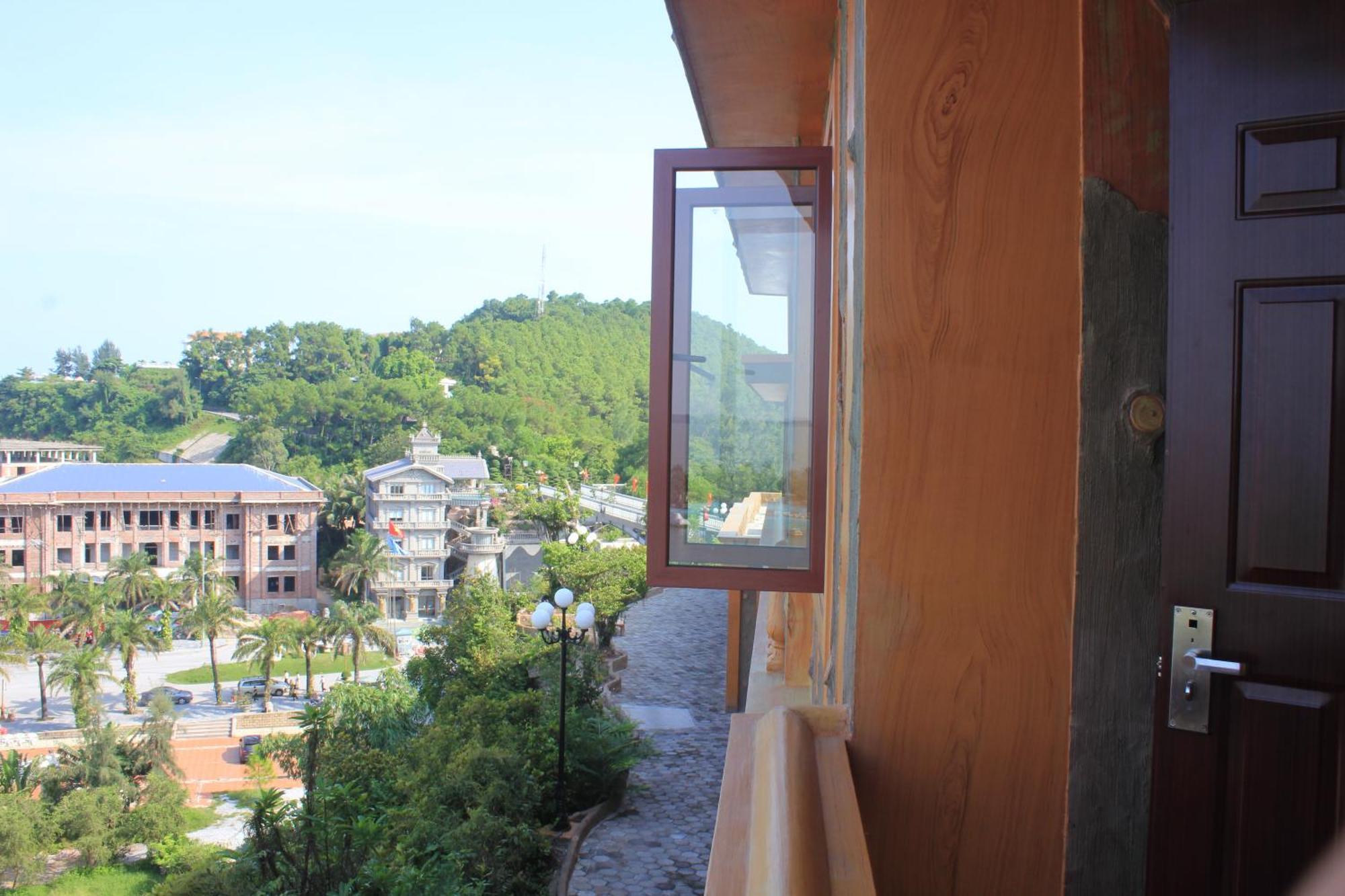 Hon Dau Resort Ðố Sơn
