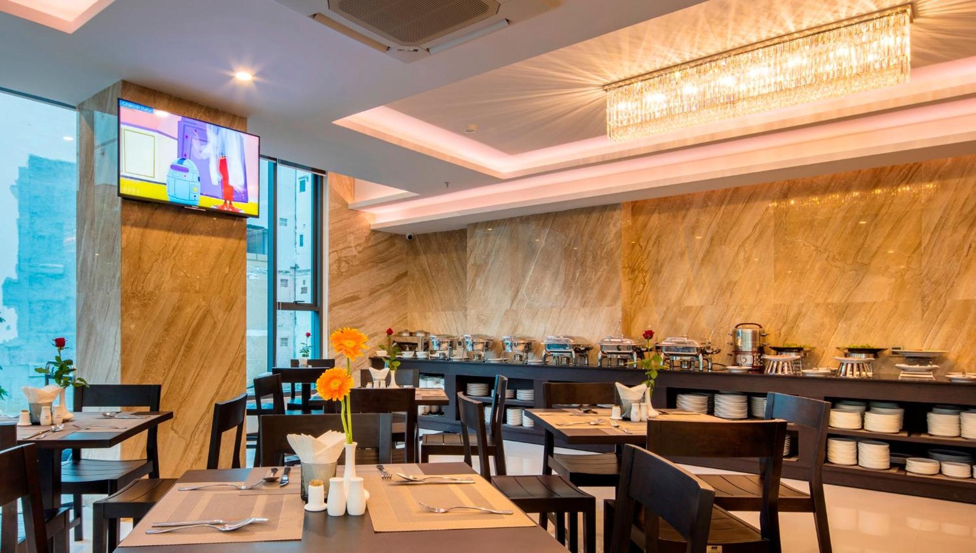 Meriton Khách sạn Nha Trang