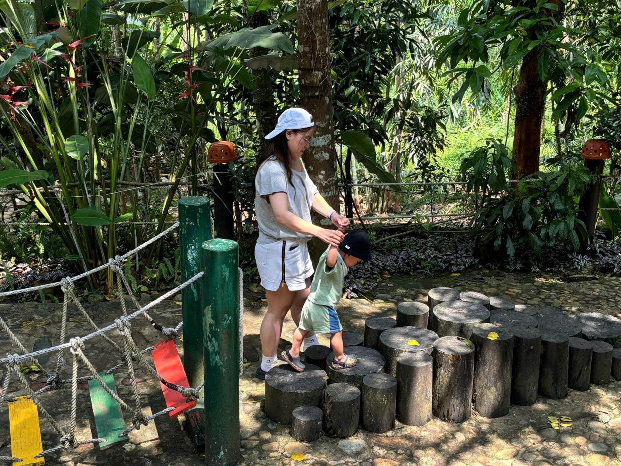 Jungle Pu Luong