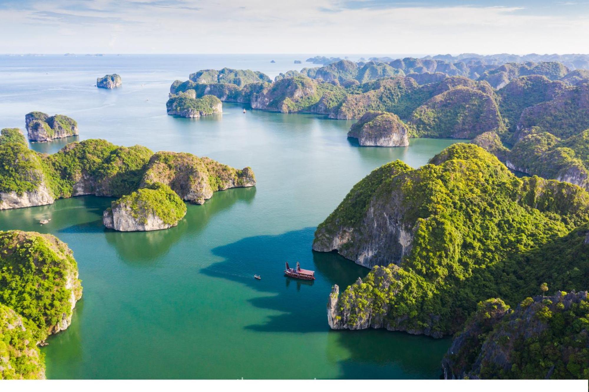 Cat Ba Cruise * Dong Khe Sau