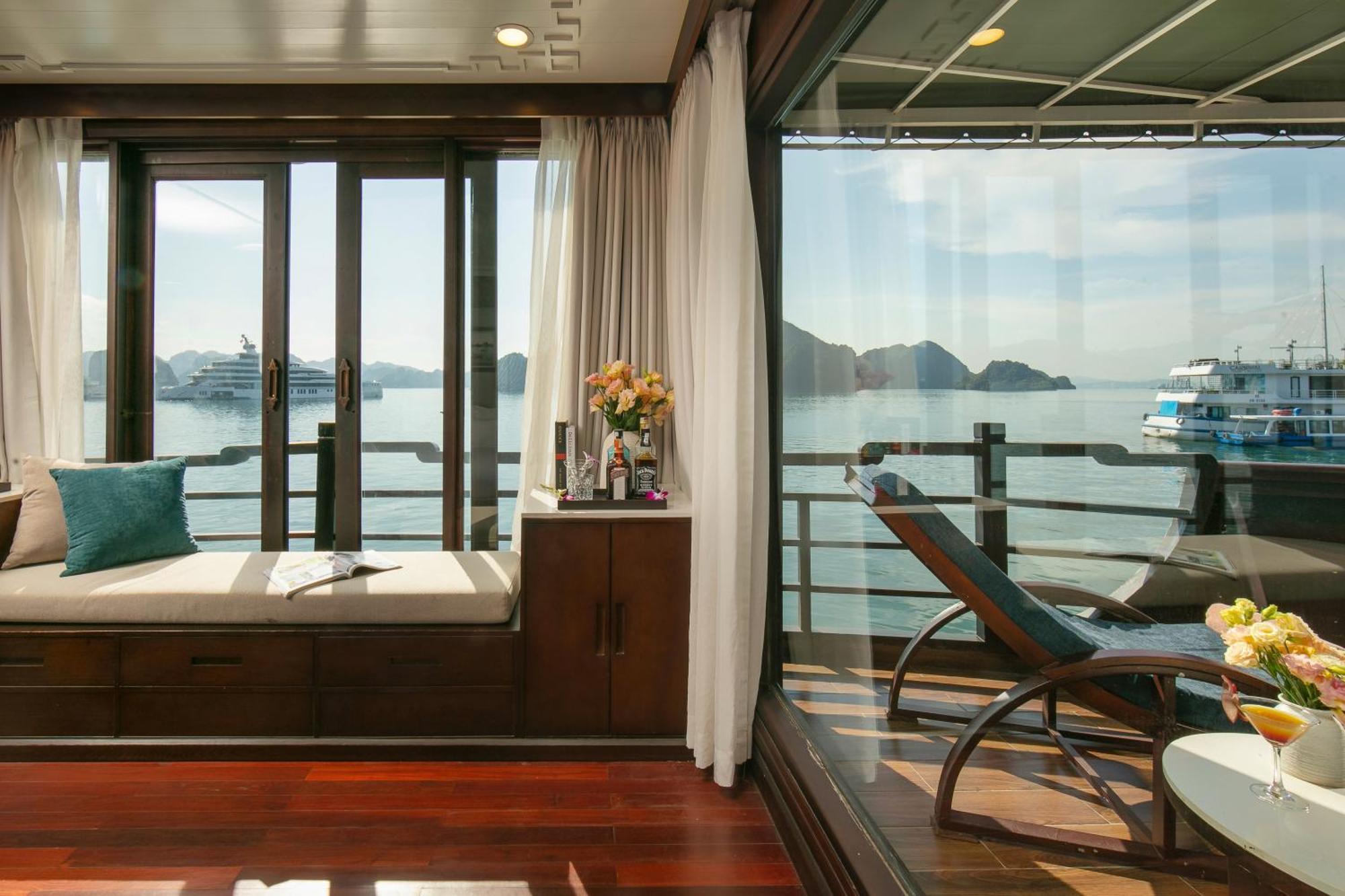 Mila Cruises Khách sạn