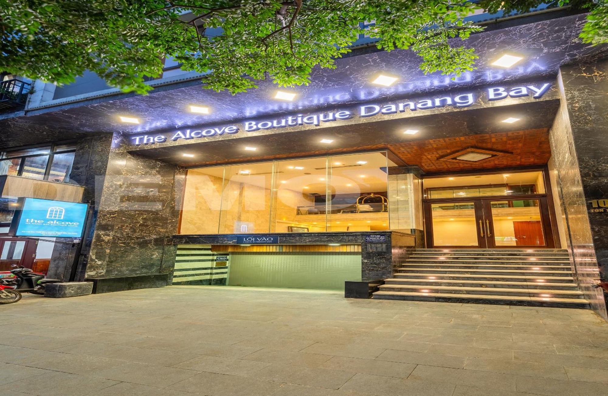 Alcove Bay Boutique Hotel 3*