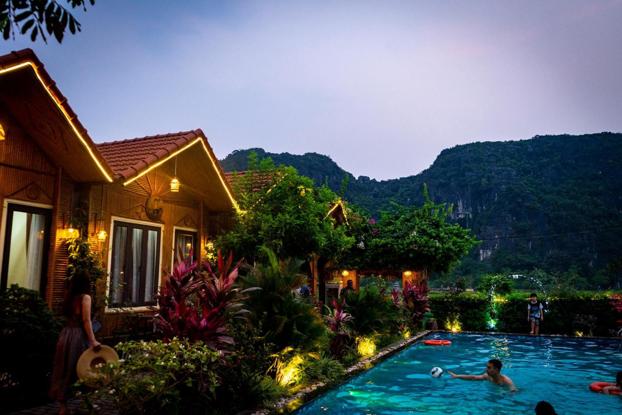 Tam Coc Minh Hung Ninh Binh