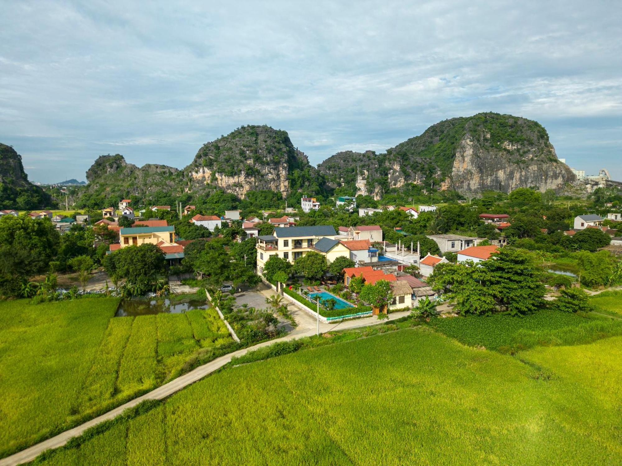 Tam Coc Minh Hung Hotel 3*