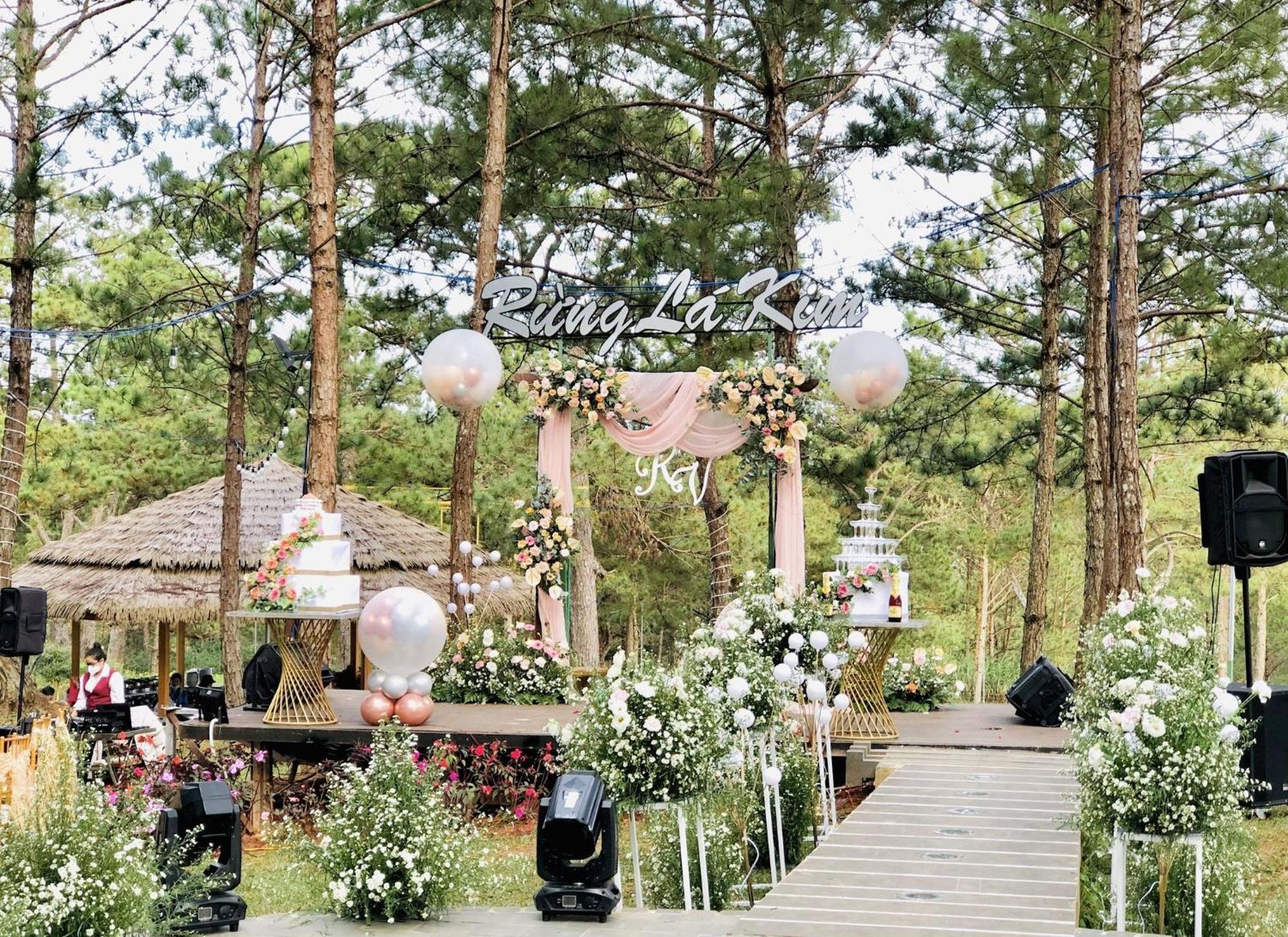 Khu nghỉ mát Rừng Lá Kim 4*