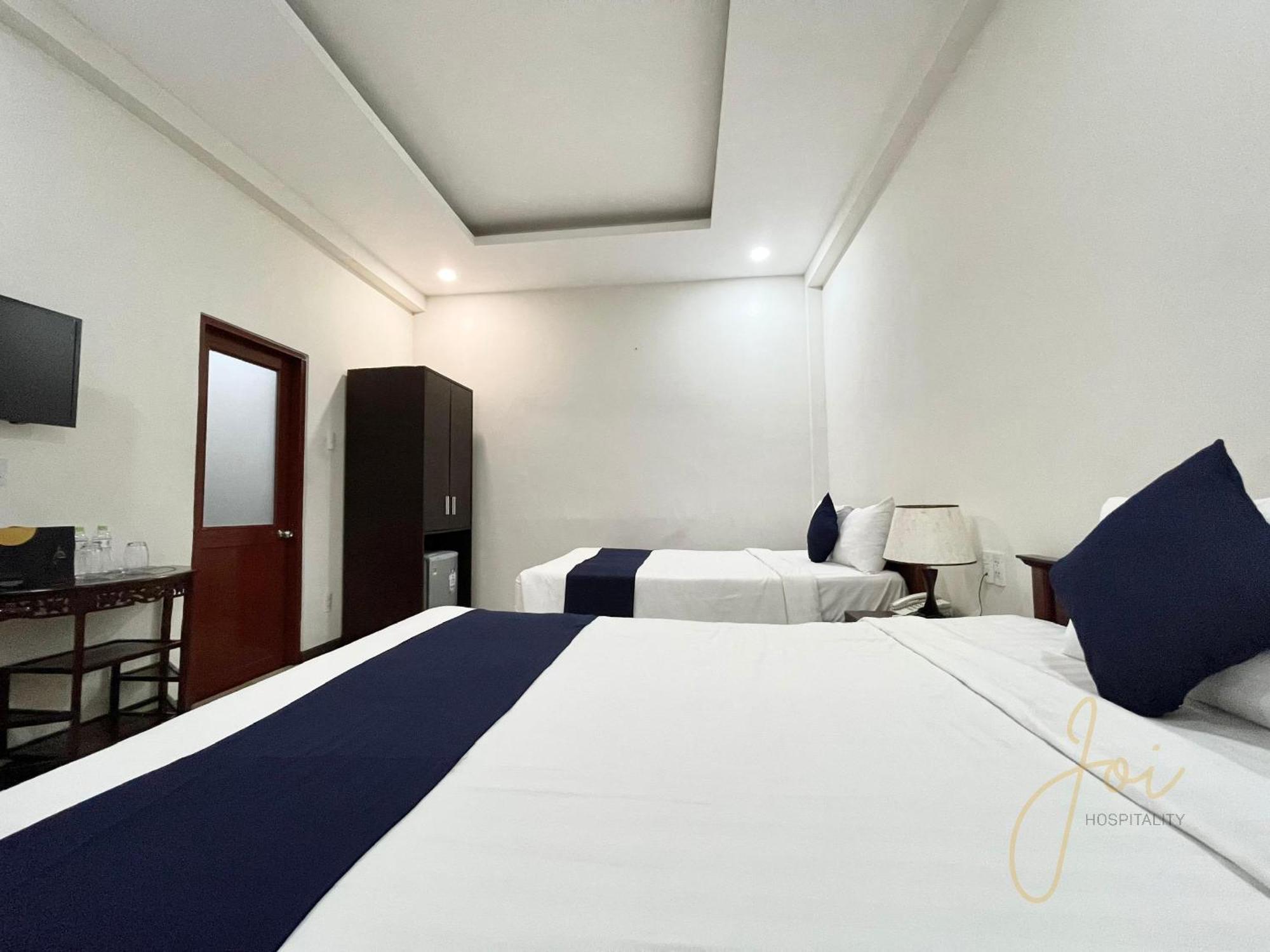 Joi Hospitality - 3*