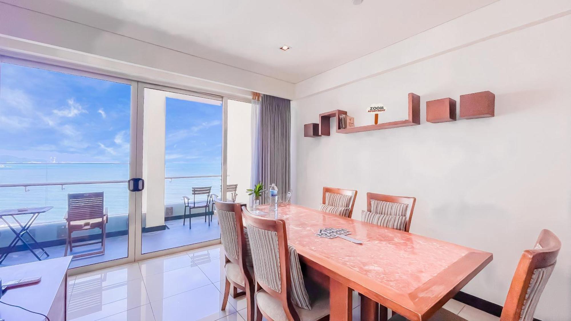 Rozy In Center With Sea View Apartment Nha Trang