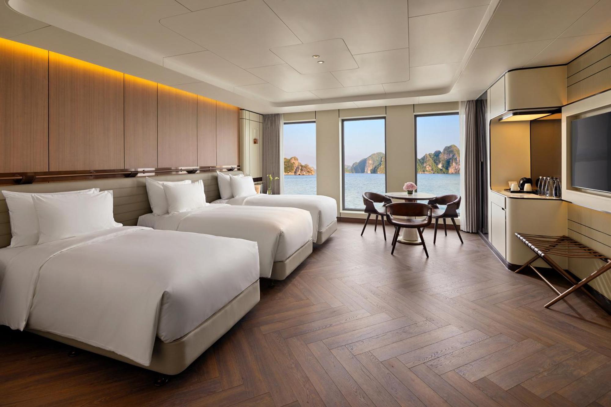 Essence Grand Halong Bay Cruise  5*