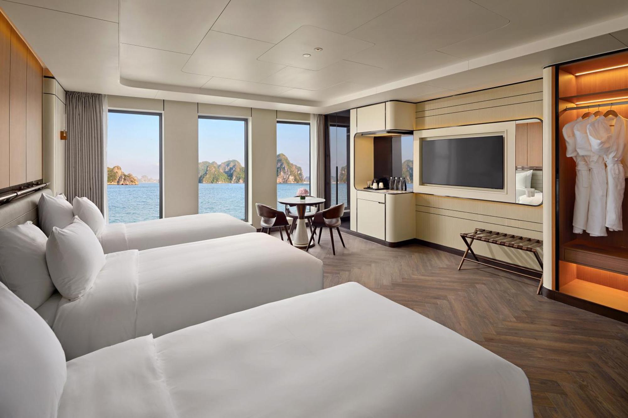  Essence Grand Halong Bay Cruise