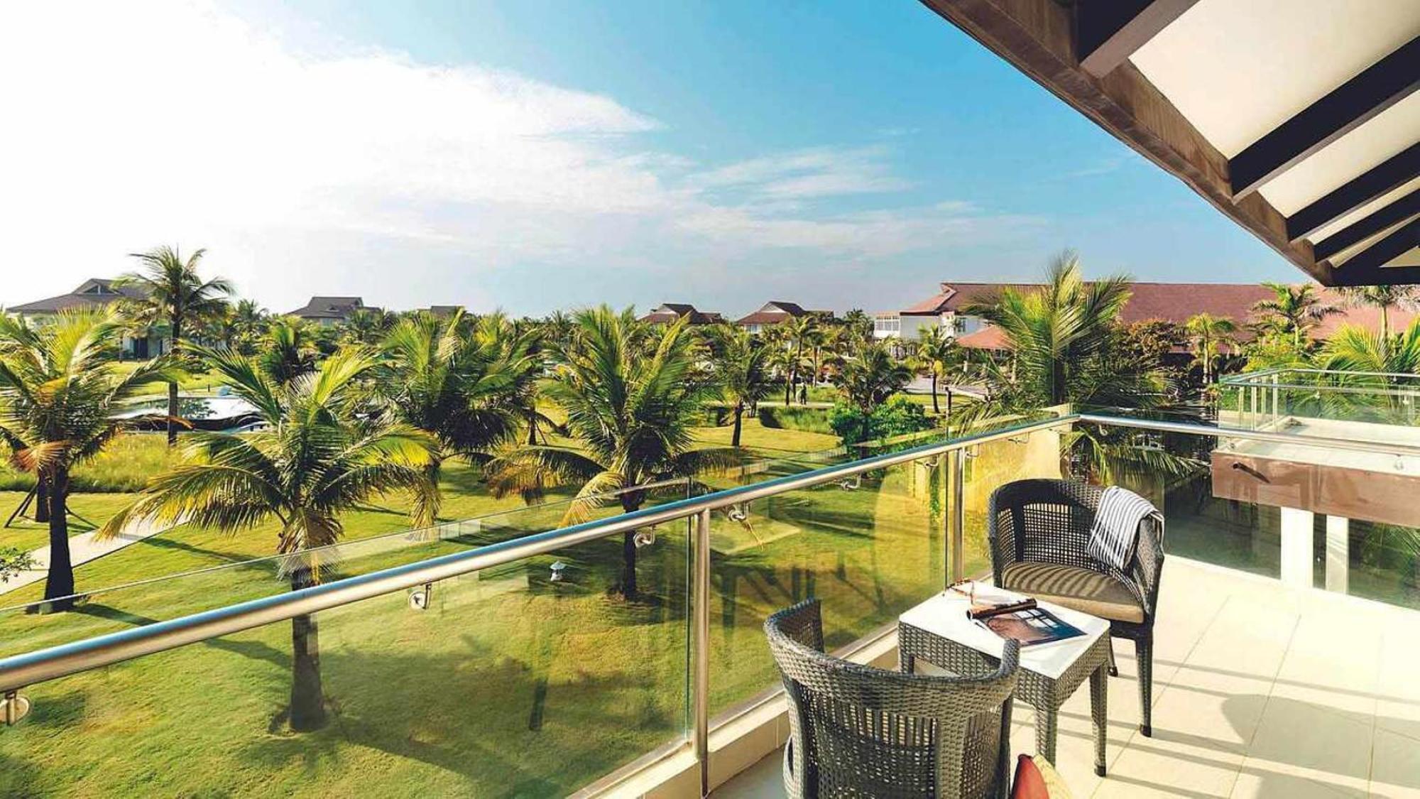Robinson Nam Hoi An