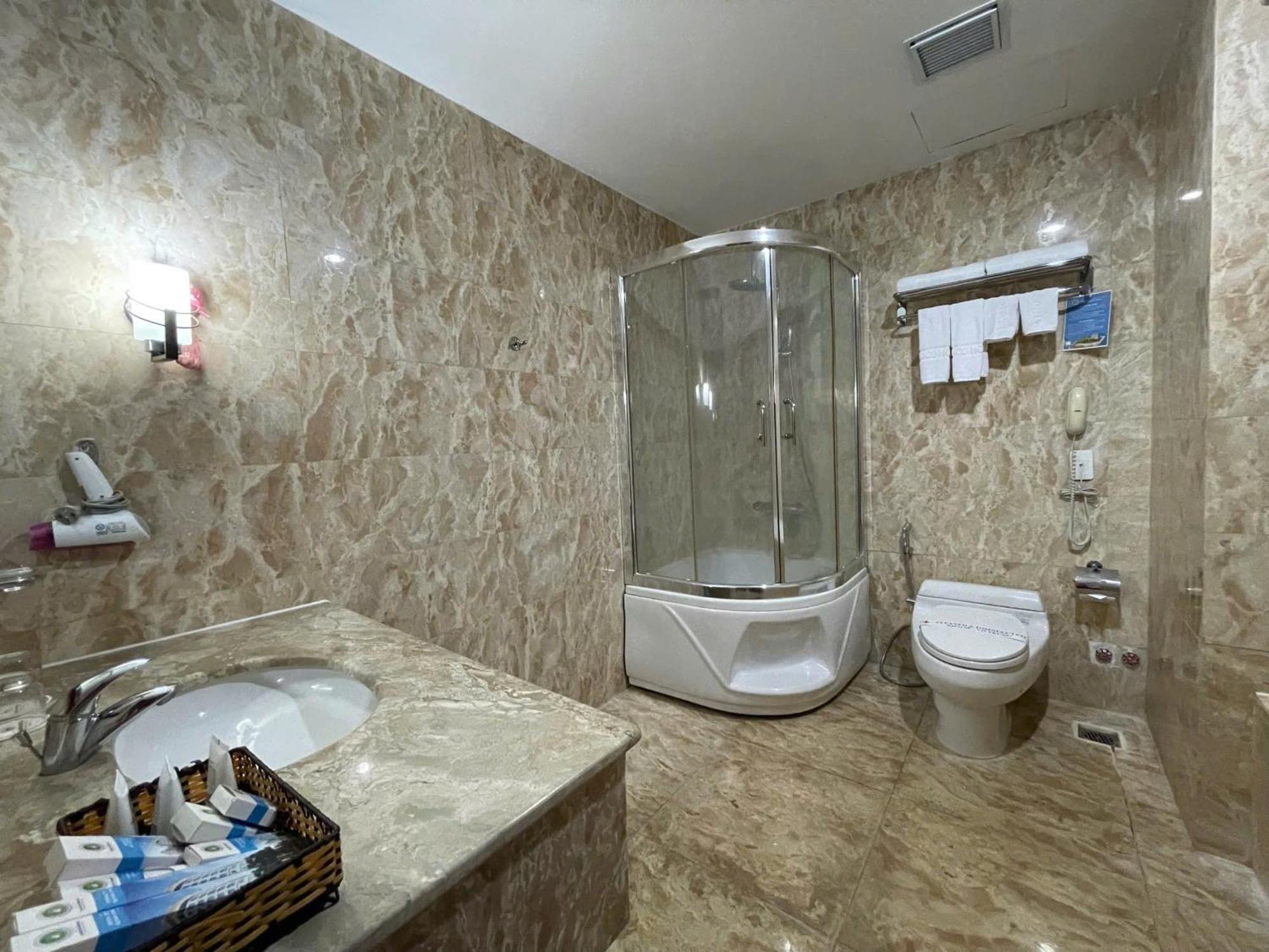 Khách sạn Dakruco Buôn Ma Thuột